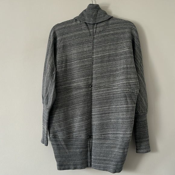 Wilfred Diderot Sweater - Picture 6 of 6